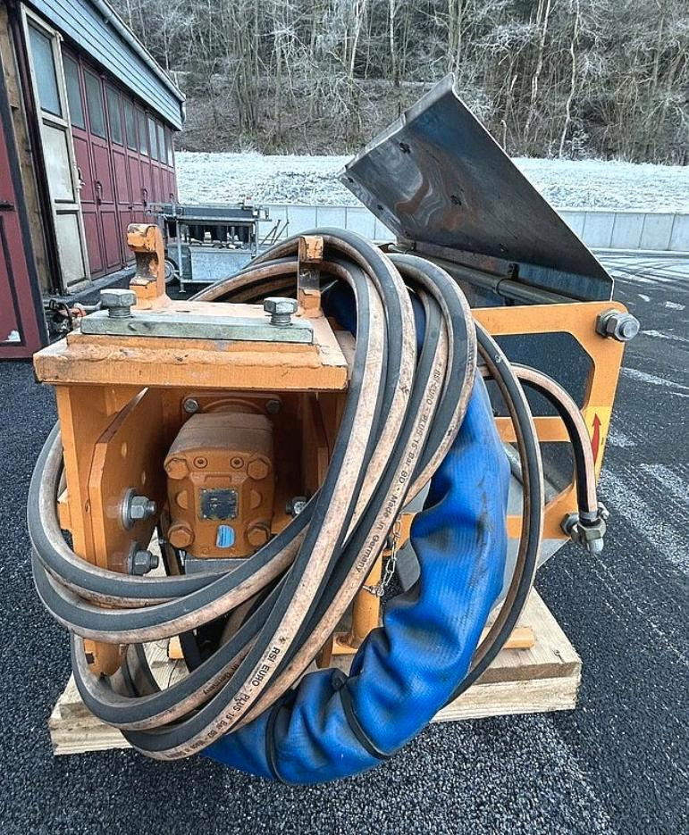 Mulag FWB 1600 Fläschenwaschbürste Tunnelwaschbürste Mähausleger Böschungsmäher Böschungsmulcher FME MKM FMK Dücker DUA UNA 500 600 700 MHU 800 - Metle: slika 4 Mulag FWB 1600 Fläschenwaschbürste Tunnelwaschbürste Mähausleger Böschungsmäher Böschungsmulcher FME MKM FMK Dücker DUA UNA 500 600 700 MHU 800 - Metle: slika 4