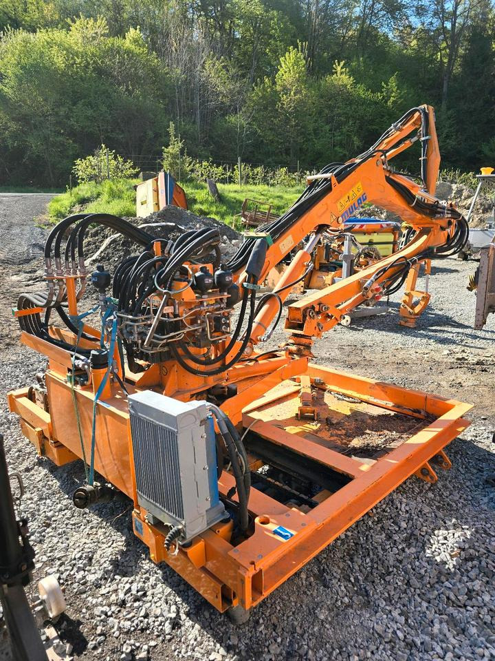 Mulag MHU 800 2013 Mähausleger Böschungsmäher Böschungsmulcher für Unimog 405 U 300 400 500 318 423 427 430 527 535 530 Mercedes-Benz - Kranska kosilica: slika 1 Mulag MHU 800 2013 Mähausleger Böschungsmäher Böschungsmulcher für Unimog 405 U 300 400 500 318 423 427 430 527 535 530 Mercedes-Benz - Kranska kosilica: slika 1