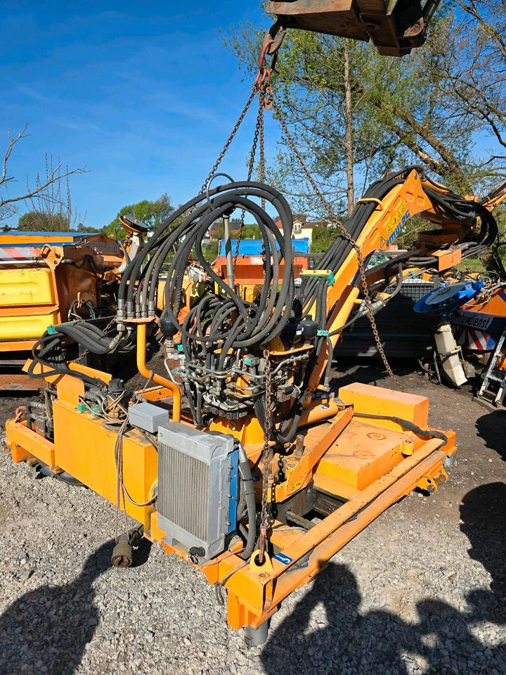 Mulag MHU 800 Mähausleger Böschungsmäher Böschungsmulcher für Unimog 405 U 300 400 500 318 423 427 430 527 535 530 Mercedes-Benz - Kranska kosilica: slika 3 Mulag MHU 800 Mähausleger Böschungsmäher Böschungsmulcher für Unimog 405 U 300 400 500 318 423 427 430 527 535 530 Mercedes-Benz - Kranska kosilica: slika 3