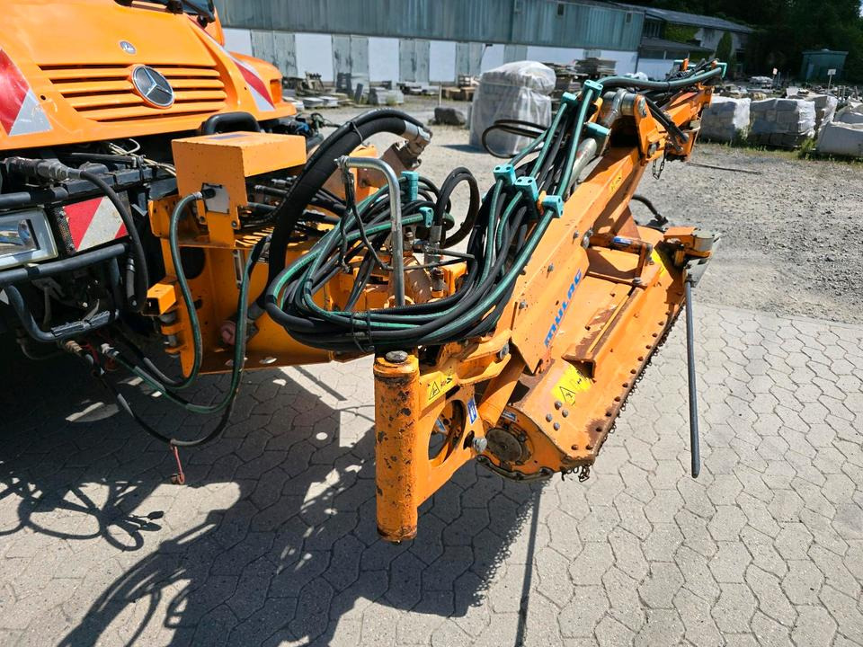 Mulag MRM 300 Randstreifenmäher Leitpfostenmähgerät Böschungsmäher Böschungsmulcher Unimog 400 300 500 423 430 318 530 Mulchgerät - Bočni mulčer: slika 2 Mulag MRM 300 Randstreifenmäher Leitpfostenmähgerät Böschungsmäher Böschungsmulcher Unimog 400 300 500 423 430 318 530 Mulchgerät - Bočni mulčer: slika 2