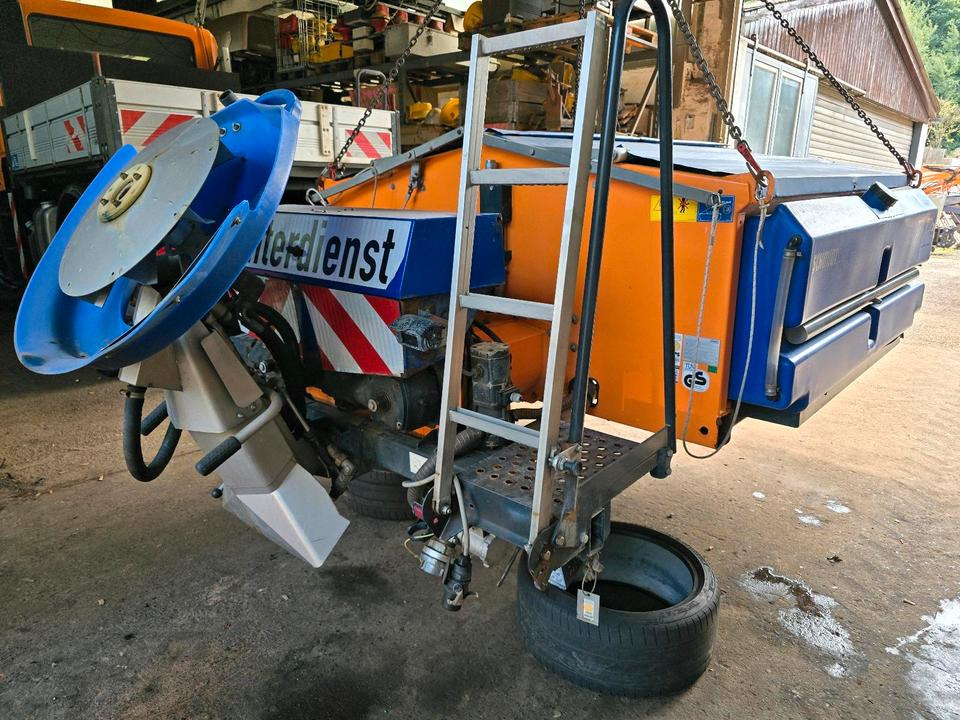 Schmidt Stratos F17L-19 Salzstreuer Streuautomat FS 30 Winterdienst Streusilo für Unimog 405 UGE UGN U 290 300 20 - Rasipač peska/ Soli: slika 5 Schmidt Stratos F17L-19 Salzstreuer Streuautomat FS 30 Winterdienst Streusilo für Unimog 405 UGE UGN U 290 300 20 - Rasipač peska/ Soli: slika 5