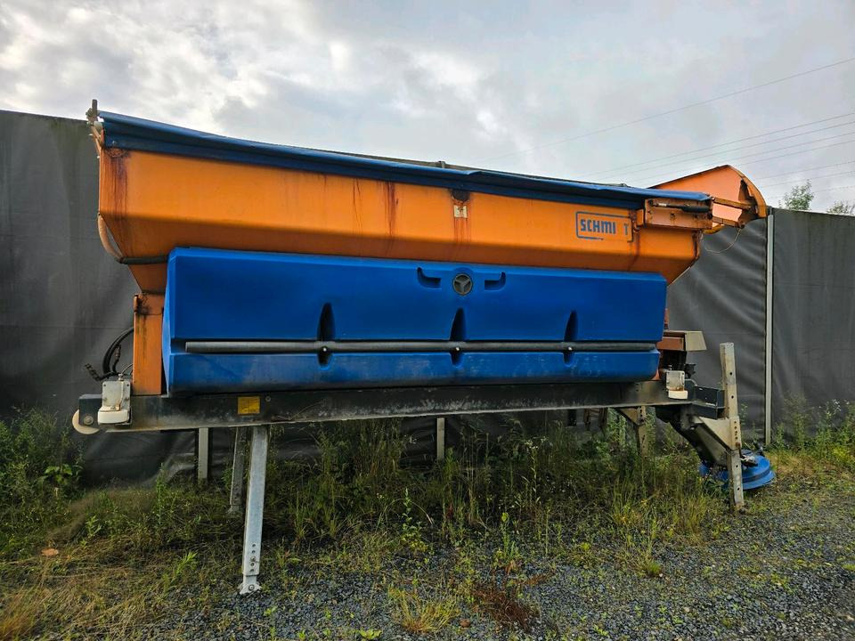 Schmidt Stratos S80 8m3 Salzstreuer Salzsilo Aufbaustreuer LKW Winterdienst Küpper-Weisser - Rasipač peska/ Soli: slika 2 Schmidt Stratos S80 8m3 Salzstreuer Salzsilo Aufbaustreuer LKW Winterdienst Küpper-Weisser - Rasipač peska/ Soli: slika 2