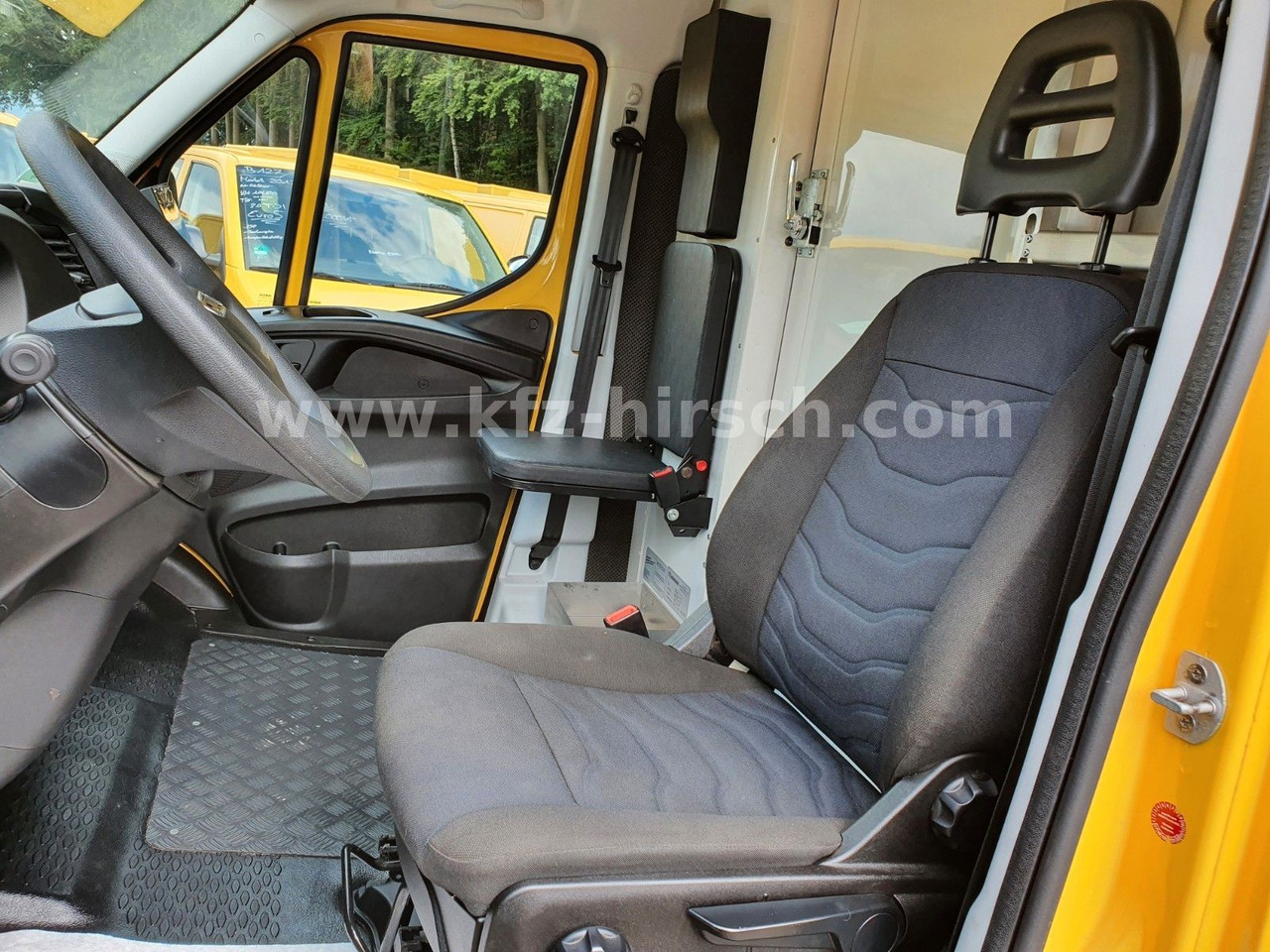 Dostavno vozilo sa zatvorenim sandukom Iveco Daily Luft*Hi-Matic*35S12*Krone*Maxi*1.Hd: slika 9