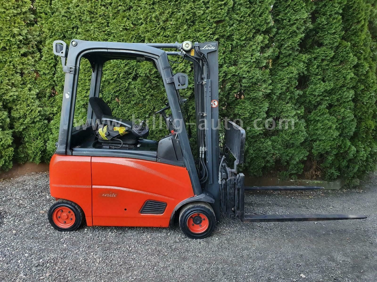 Linde E18 PH 4-Rad Seitenschieber*Zinkenverstellung* - Električni viljuškar: slika 3 Linde E18 PH 4-Rad Seitenschieber*Zinkenverstellung* - Električni viljuškar: slika 3