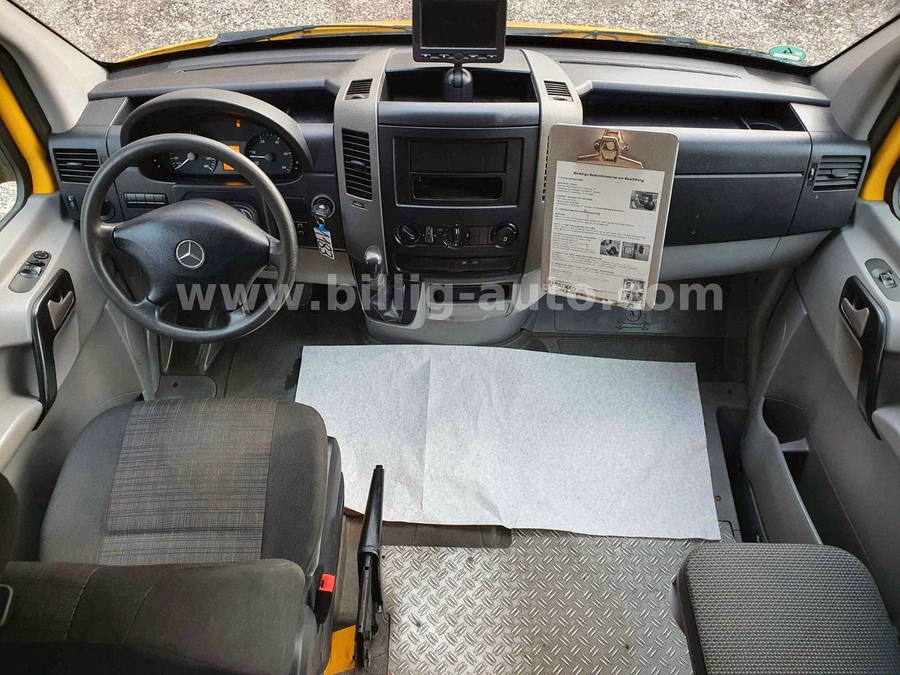 Lizing Mercedes-Benz Sprinter II*EURO5*MAXI*Lang*906*Koffer* Mercedes-Benz Sprinter II*EURO5*MAXI*Lang*906*Koffer*: slika 7 Lizing Mercedes-Benz Sprinter II*EURO5*MAXI*Lang*906*Koffer* Mercedes-Benz Sprinter II*EURO5*MAXI*Lang*906*Koffer*: slika 7