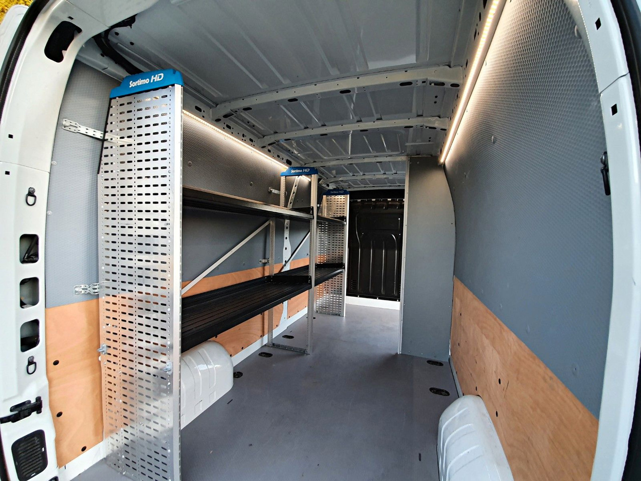 Renault Master EURO 6 *Klima*EU6*Bluetooth*Kamera*MAXI - Furgon: slika 4 Renault Master EURO 6 *Klima*EU6*Bluetooth*Kamera*MAXI - Furgon: slika 4