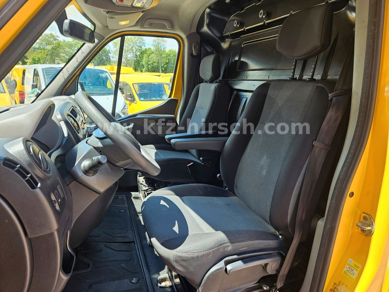 Lizing  Renault Master EURO 6 *Klima*EU6*Bluetooth*Kamera*MAXI Renault Master EURO 6 *Klima*EU6*Bluetooth*Kamera*MAXI: slika 15