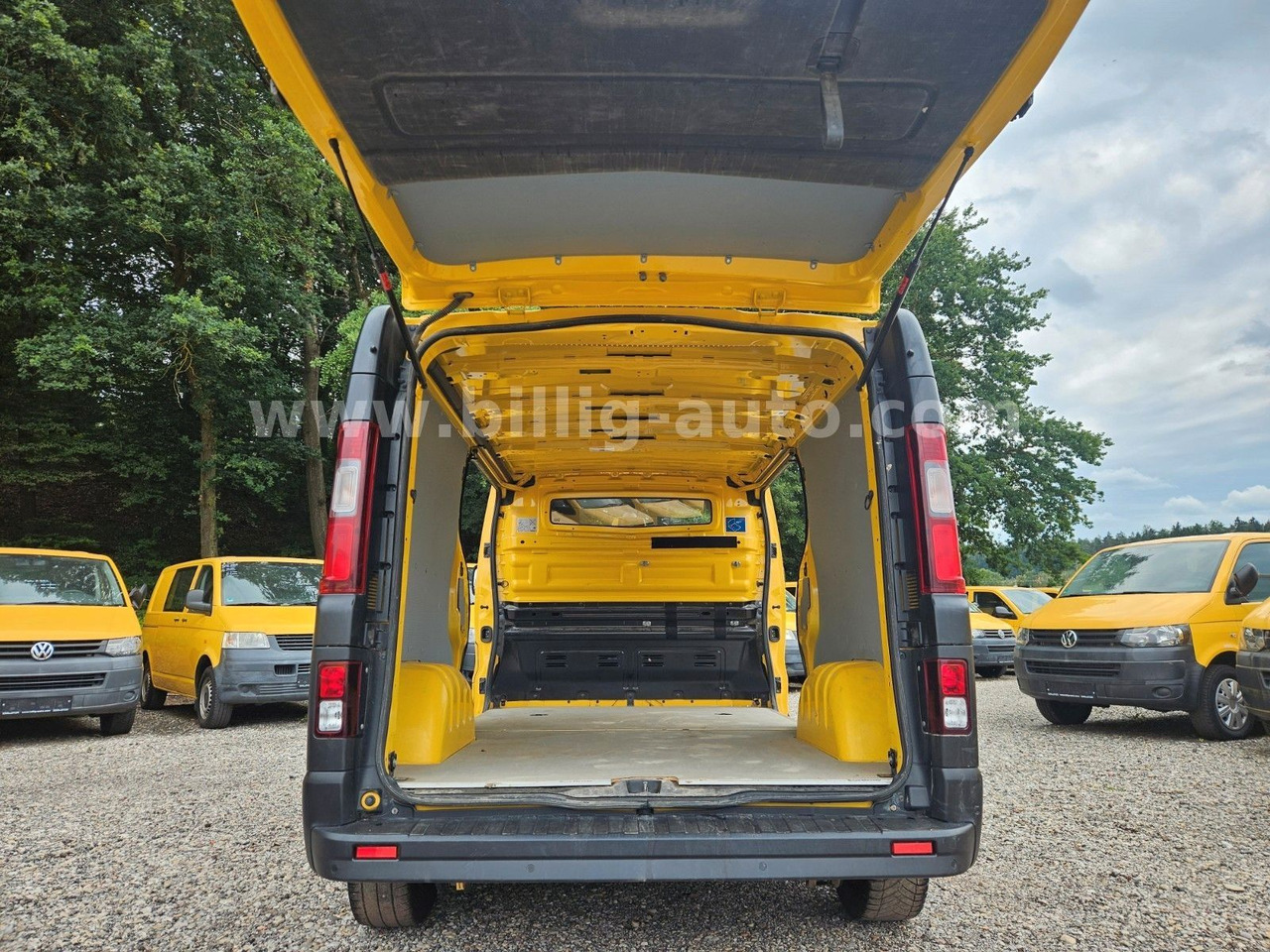 Renault Trafic L2H1 MAXI LANG 2xSCHIEBETÜR LED Kamera E6 - Furgon: slika 3 Renault Trafic L2H1 MAXI LANG 2xSCHIEBETÜR LED Kamera E6 - Furgon: slika 3