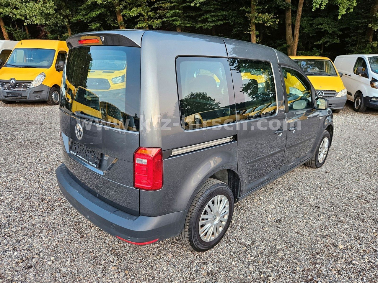 Volkswagen Caddy Temp*Sitzhzg*Navi*Blueth*2xSchiebetüre*1Hd - Putnički kombi: slika 4 Volkswagen Caddy Temp*Sitzhzg*Navi*Blueth*2xSchiebetüre*1Hd - Putnički kombi: slika 4