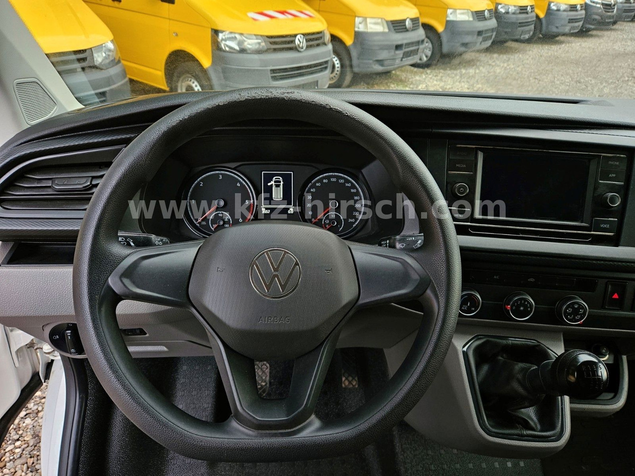 Mali kombi Volkswagen T6.1 Transporter T6 2xSchiebetüre!org.3.557KM|: slika 13 Mali kombi Volkswagen T6.1 Transporter T6 2xSchiebetüre!org.3.557KM|: slika 13