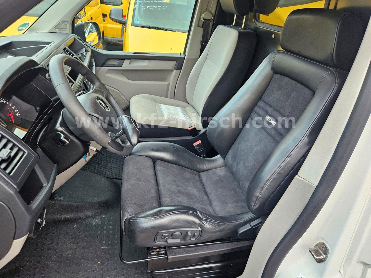 Volkswagen T6 Automatik/ DSG Sortimo Stdhzg Behindertenger. - Putnički kombi: slika 5 Volkswagen T6 Automatik/ DSG Sortimo Stdhzg Behindertenger. - Putnički kombi: slika 5