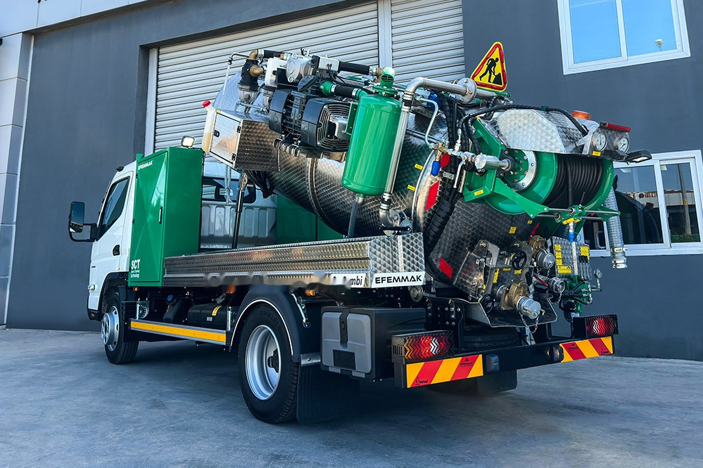 EFEMMAK S-Combi Combined Sewer Jetting And Vacuum Vehicle - Vakuumska cisterna: slika 4 EFEMMAK S-Combi Combined Sewer Jetting And Vacuum Vehicle - Vakuumska cisterna: slika 4