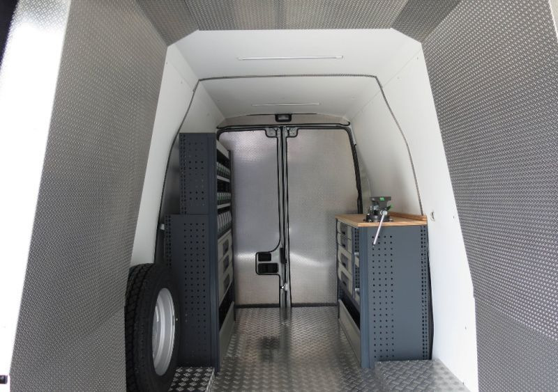 Comet IZOLACJA 46kV Podnośnik koszowy 14/2/8 JIB do pracy pod napięciem zamontowany na VAN 5,2 t - Vazdušna platforma montirana na kamion: slika 2 Comet IZOLACJA 46kV Podnośnik koszowy 14/2/8 JIB do pracy pod napięciem zamontowany na VAN 5,2 t - Vazdušna platforma montirana na kamion: slika 2