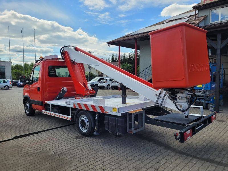 Iveco Daily 35S11 podnośnik koszowy 16 m Multitel 160 ALU DS - Vazdušna platforma montirana na kamion: slika 4 Iveco Daily 35S11 podnośnik koszowy 16 m Multitel 160 ALU DS - Vazdušna platforma montirana na kamion: slika 4