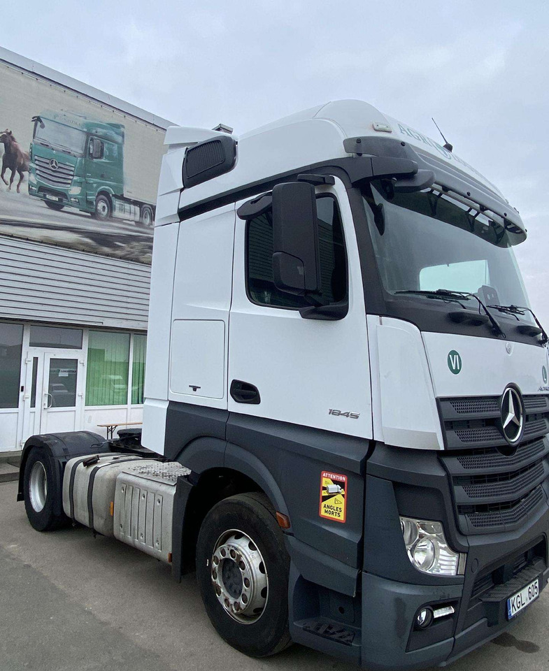 Mercedes-Benz ACTROS 1845 BIG SPACE - Tegljač: slika 2 Mercedes-Benz ACTROS 1845 BIG SPACE - Tegljač: slika 2