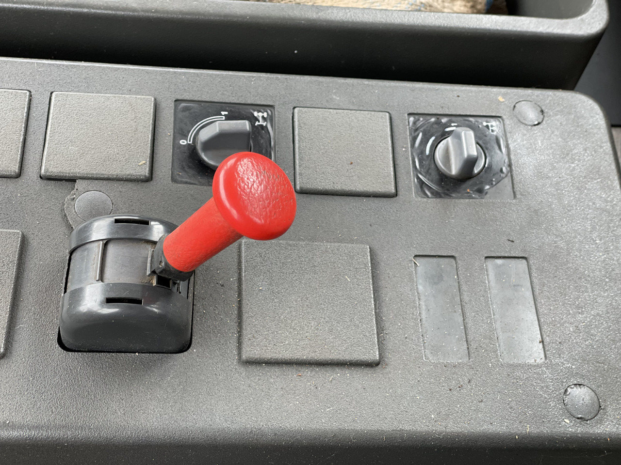 Istovarivač IVECO EUROCARGO: slika 10 Istovarivač IVECO EUROCARGO: slika 10