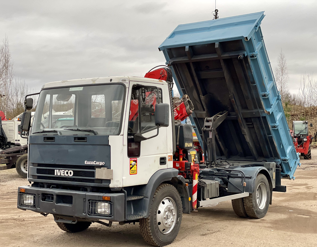 IVECO EUROCARGO - Kamion sa dizalicom: slika 1 IVECO EUROCARGO - Kamion sa dizalicom: slika 1