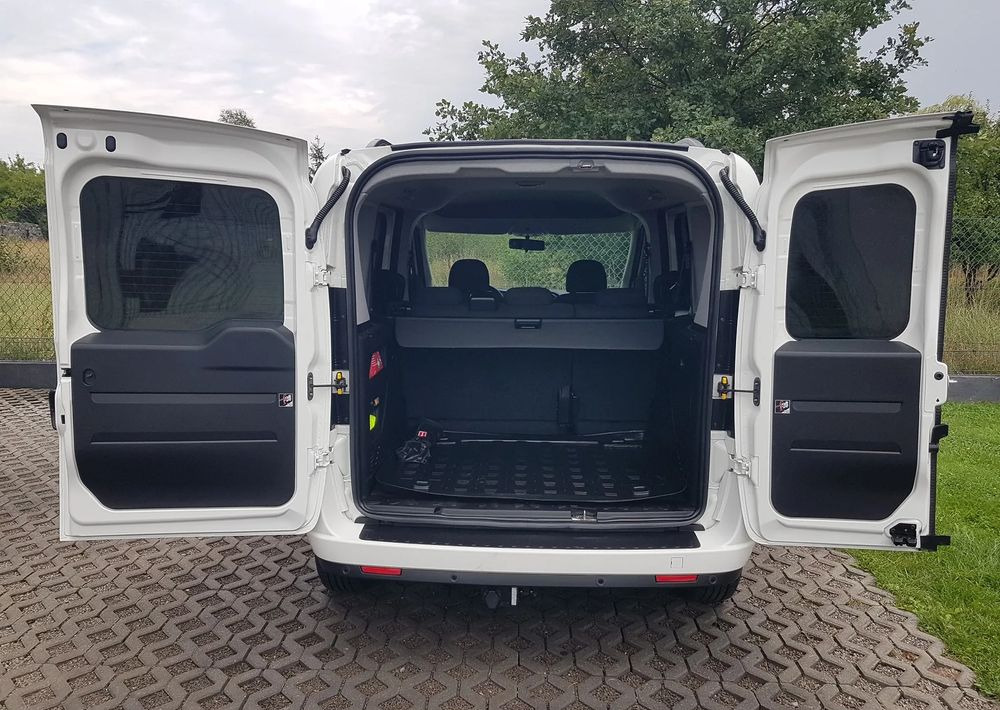 Fiat Doblo 1.6 Multijet 16V Easy - Automobil: slika 5 Fiat Doblo 1.6 Multijet 16V Easy - Automobil: slika 5
