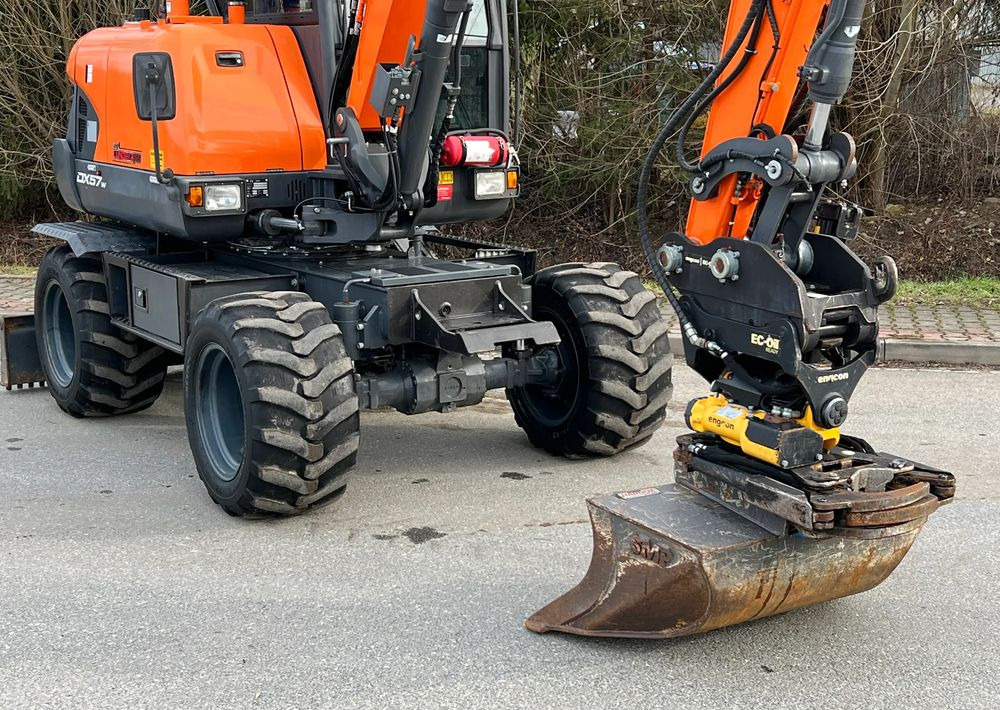 Doosan DOOSAN DX57W *ROTOTILT* 2200 Motogodzin * Jak Nowa * Sprowadzona * Stan Perfekcyjny - Bager točkaš: slika 3 Doosan DOOSAN DX57W *ROTOTILT* 2200 Motogodzin * Jak Nowa * Sprowadzona * Stan Perfekcyjny - Bager točkaš: slika 3