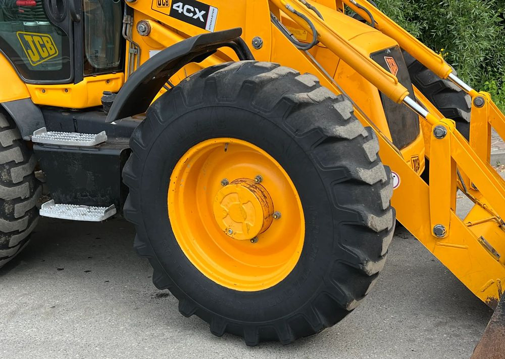 JCB *Koparko Ładowarka* JCB 4CX SPROWADZONA Bardzo Dobry Stan - Bager utovarivač: slika 4 JCB *Koparko Ładowarka* JCB 4CX SPROWADZONA Bardzo Dobry Stan - Bager utovarivač: slika 4