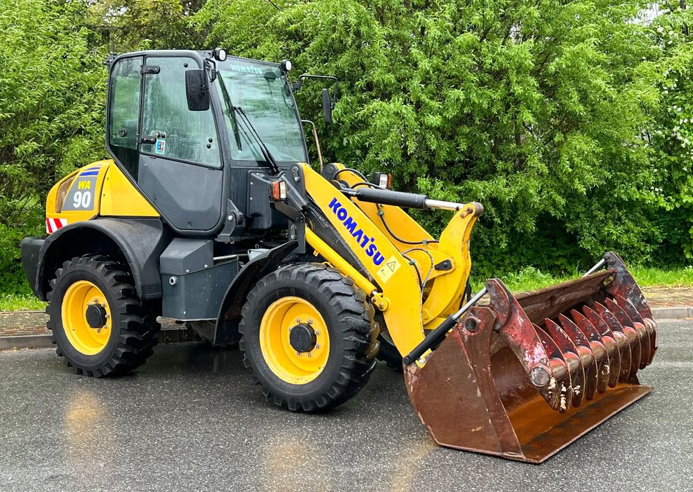 Komatsu Ładowarka KOMATSU WA 90 STAN IDEALNY - Utovarivač točkaš: slika 2 Komatsu Ładowarka KOMATSU WA 90 STAN IDEALNY - Utovarivač točkaš: slika 2