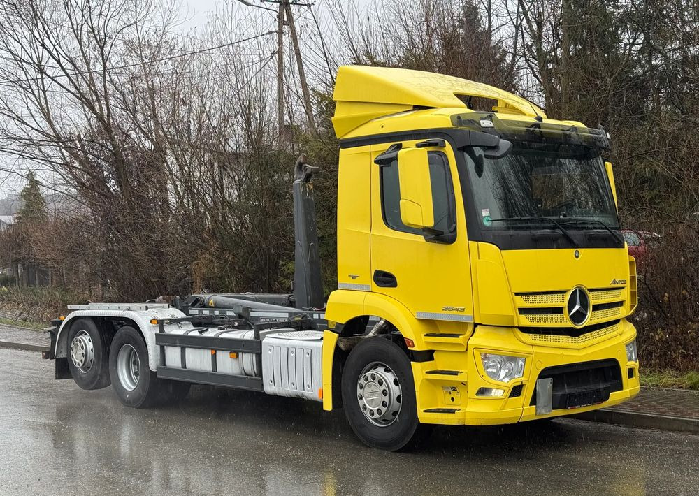 Mercedes-Benz * Hakowiec * Mercedes Antos 2543 * Sprowadzony * Stan Perfekcyjny - Kamion sa hidrauličnom kukom: slika 3 Mercedes-Benz * Hakowiec * Mercedes Antos 2543 * Sprowadzony * Stan Perfekcyjny - Kamion sa hidrauličnom kukom: slika 3