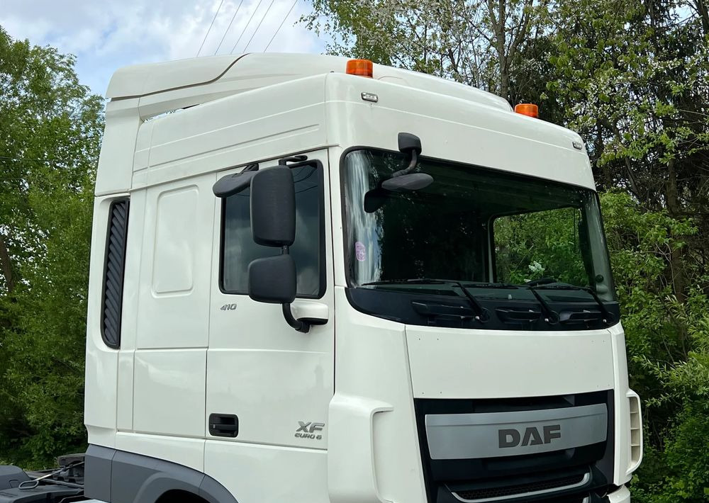 DAF *DAF XF 106 410 Euro 6 * Sprowadzony * Klima Retarder * Bardzo Dobry Stan * Ciągnik Siodłowy - Tegljač: slika 4 DAF *DAF XF 106 410 Euro 6 * Sprowadzony * Klima Retarder * Bardzo Dobry Stan * Ciągnik Siodłowy - Tegljač: slika 4