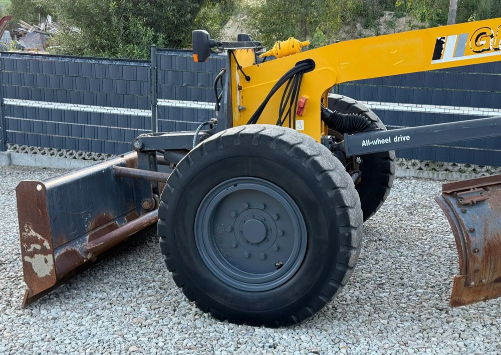 Valjak XCMG * Równiarka XCMG GR 215 * Maszyna Drogowa *: slika 6