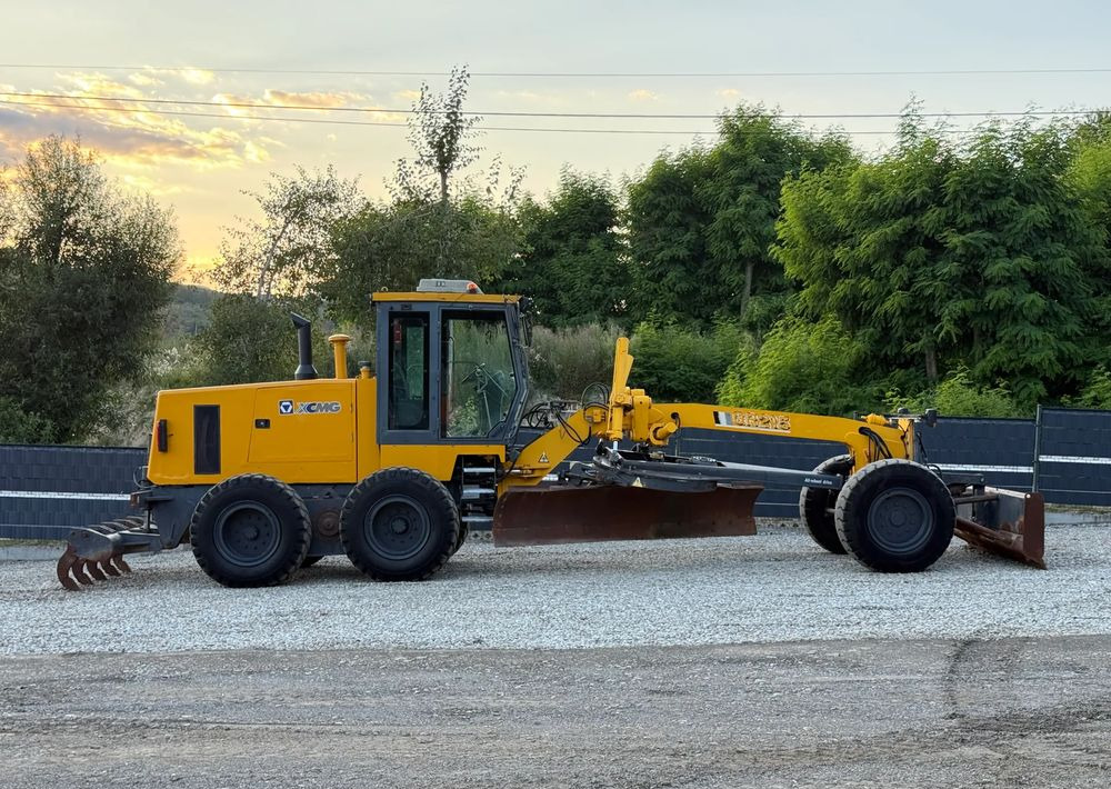 Valjak XCMG * Równiarka XCMG GR 215 * Maszyna Drogowa *: slika 19