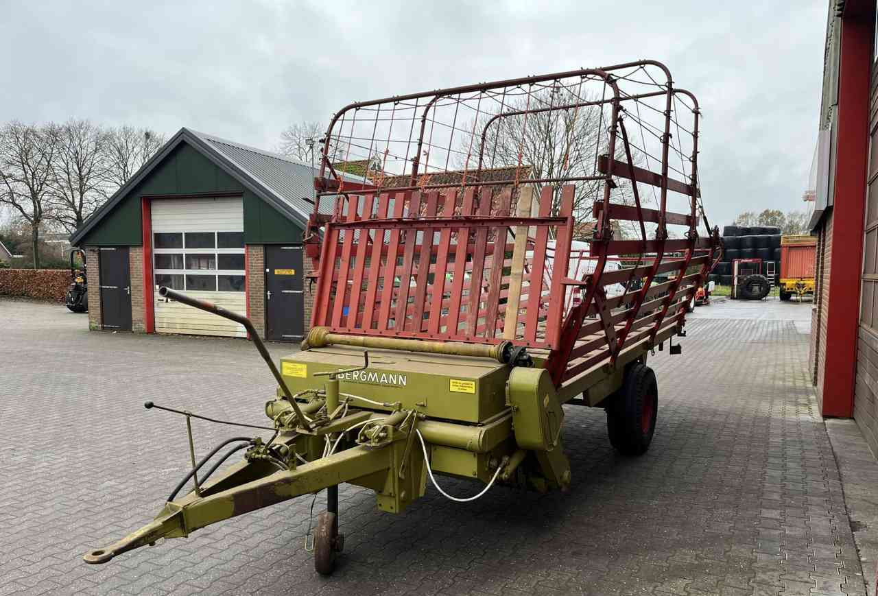 Bergmann Opraapwagen, ladewagen, weidebouwmachines - Prikolica sa automatskim punjenjem: slika 3 Bergmann Opraapwagen, ladewagen, weidebouwmachines - Prikolica sa automatskim punjenjem: slika 3