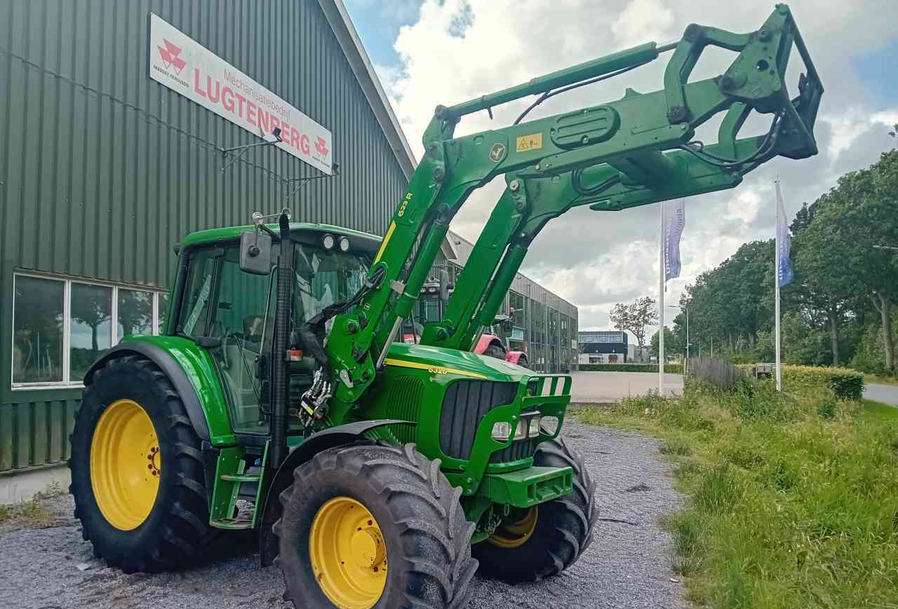 John Deere 6320 met 623R voorlader - Traktor: slika 1 John Deere 6320 met 623R voorlader - Traktor: slika 1