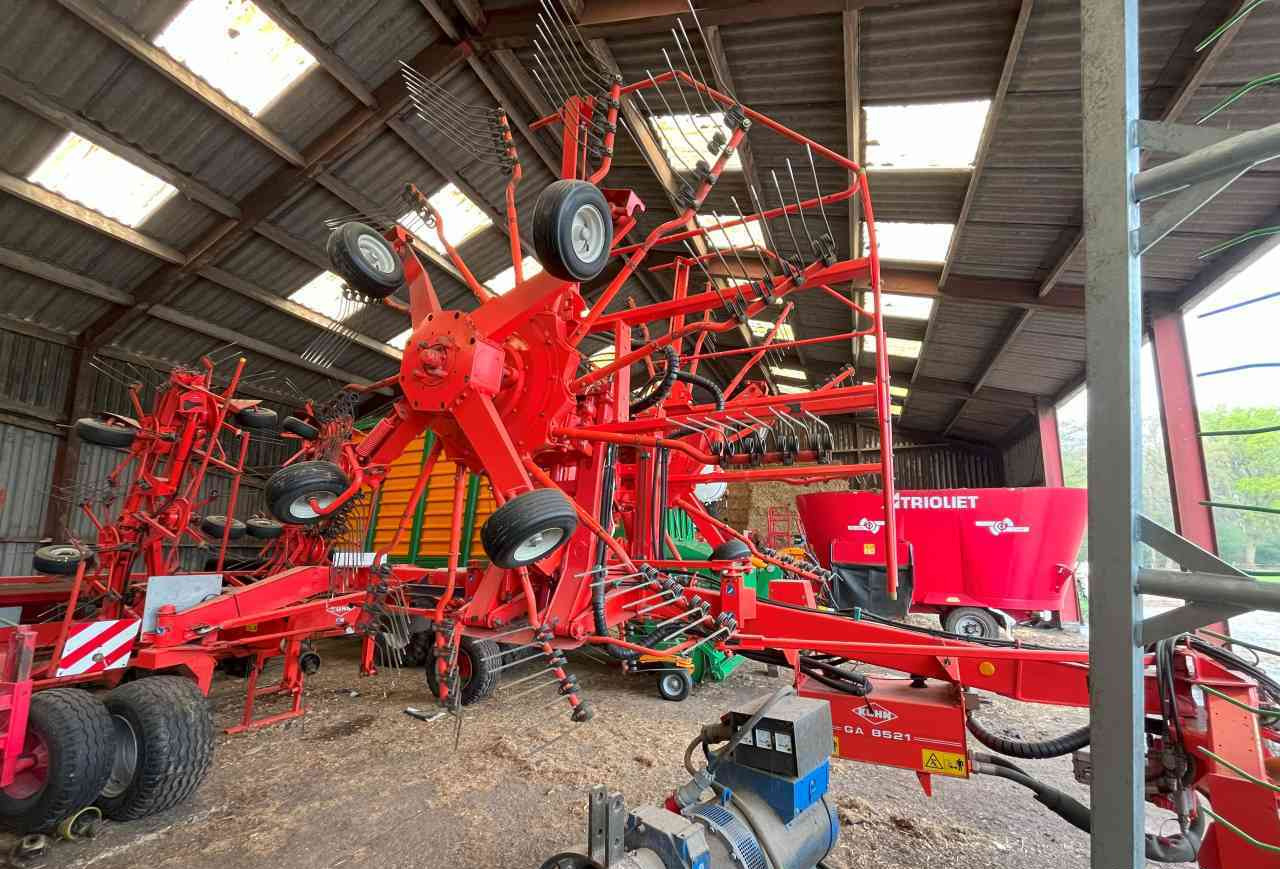 Kuhn GA 8521 zwadhark zwiller rugger rake weidebouwmachines - Prevrtač/ Grabuljač: slika 2 Kuhn GA 8521 zwadhark zwiller rugger rake weidebouwmachines - Prevrtač/ Grabuljač: slika 2