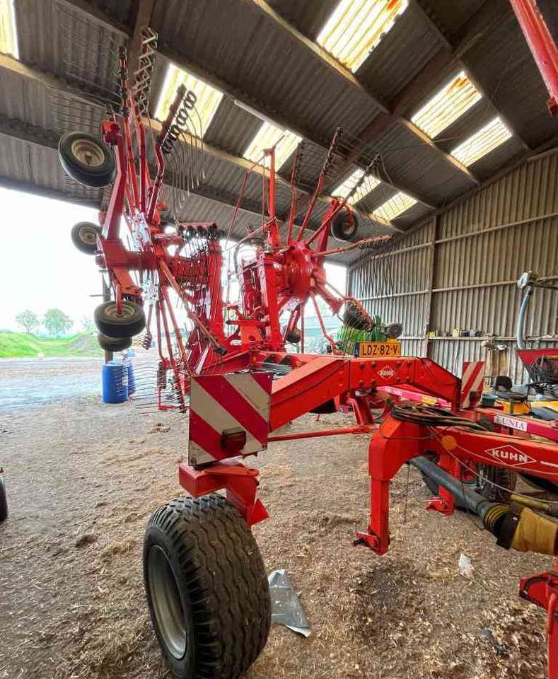 Kuhn GA 8521 zwadhark zwiller rugger rake weidebouwmachines - Prevrtač/ Grabuljač: slika 4 Kuhn GA 8521 zwadhark zwiller rugger rake weidebouwmachines - Prevrtač/ Grabuljač: slika 4