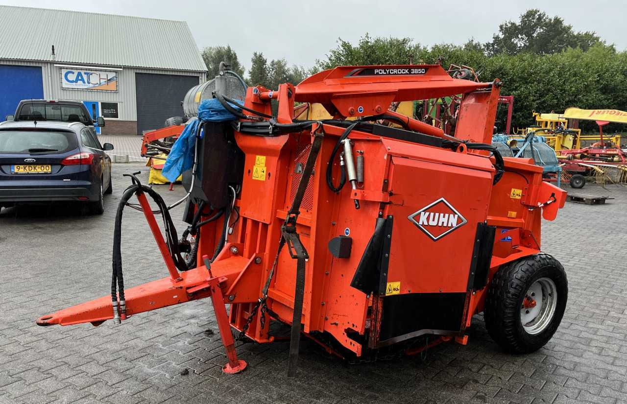 Kuhn Polycrock 3850 voermachines - Prikolica za mešanje stočne hrane: slika 2 Kuhn Polycrock 3850 voermachines - Prikolica za mešanje stočne hrane: slika 2