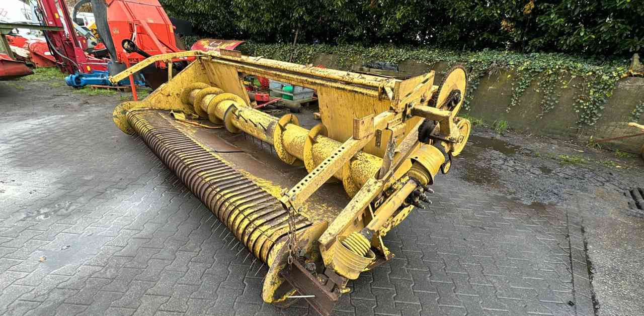 New Holland New Holland / Clayson Pickup, hakselaar, hakselunit, diversen - Kombajn: slika 1 New Holland New Holland / Clayson Pickup, hakselaar, hakselunit, diversen - Kombajn: slika 1