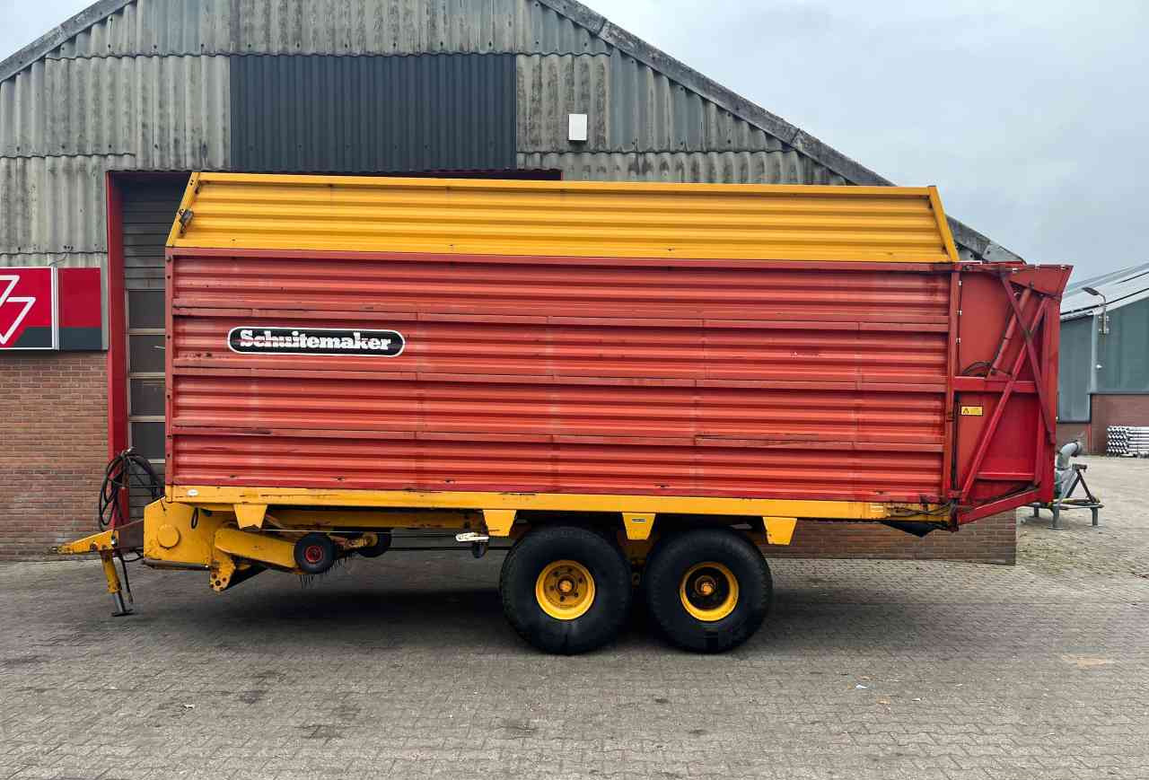 Schuitemaker Rapide 100S Opraapwagen, ladewagen, weidebouwmachines - Prikolica sa automatskim punjenjem: slika 2 Schuitemaker Rapide 100S Opraapwagen, ladewagen, weidebouwmachines - Prikolica sa automatskim punjenjem: slika 2