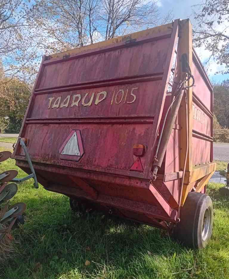 Taarup 1015 *Verkocht/sold* - Prikolica sa automatskim punjenjem: slika 3 Taarup 1015 *Verkocht/sold* - Prikolica sa automatskim punjenjem: slika 3