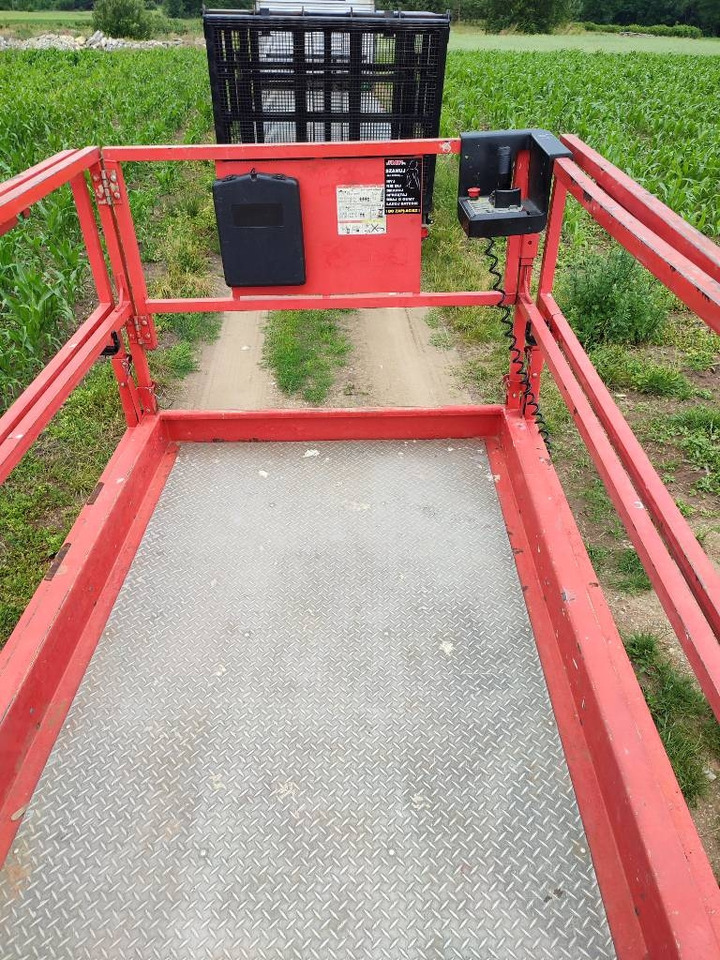 Lift u obliku makaza Manitou 120SC-2: slika 8 Lift u obliku makaza Manitou 120SC-2: slika 8