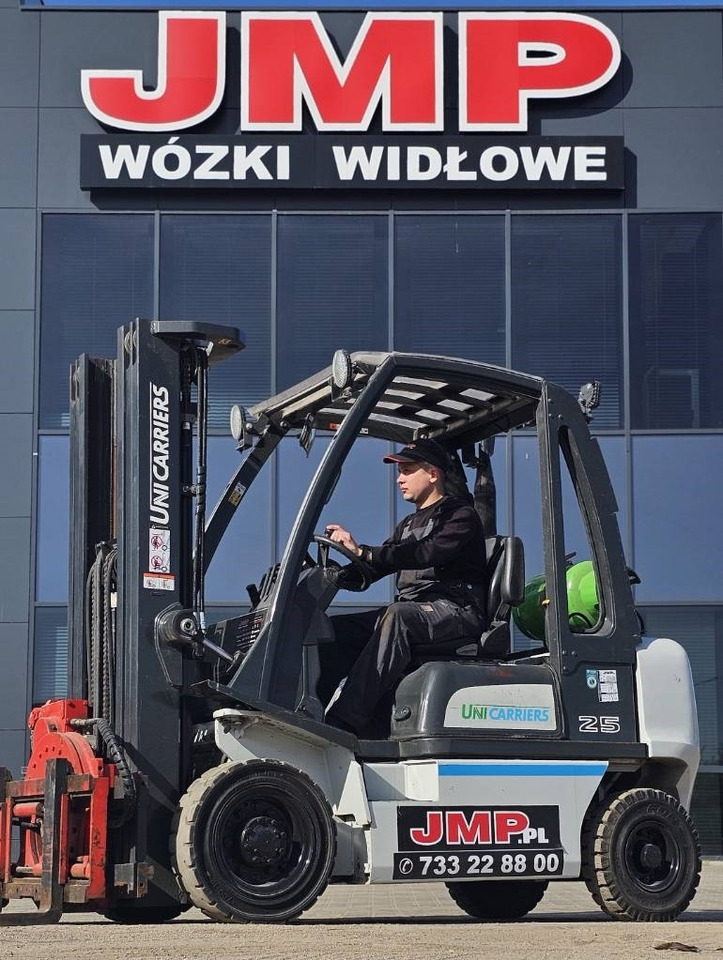 UniCarriers U1D2A25LQ DX25 LPG - Gasni viljuškar: slika 2 UniCarriers U1D2A25LQ DX25 LPG - Gasni viljuškar: slika 2