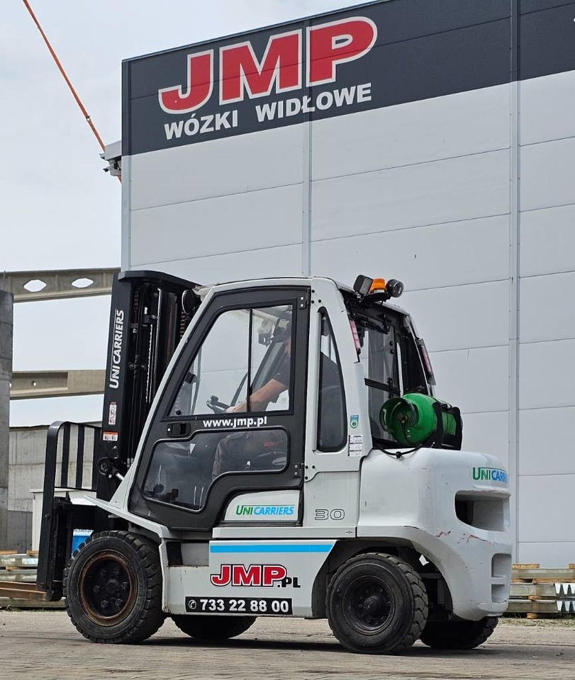 UniCarriers UG1D2A30LQ DX30 - Gasni viljuškar: slika 1 UniCarriers UG1D2A30LQ DX30 - Gasni viljuškar: slika 1