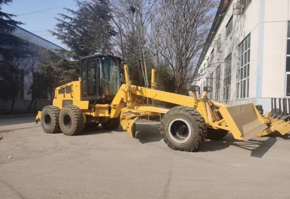NEW MAXUS Motor Grader Warranty up to 10 YEARS | НОВА рівнинна машина MAXUS Гарантія до 10 РОКІВ - Grejder: slika 2 NEW MAXUS Motor Grader Warranty up to 10 YEARS | НОВА рівнинна машина MAXUS Гарантія до 10 РОКІВ - Grejder: slika 2