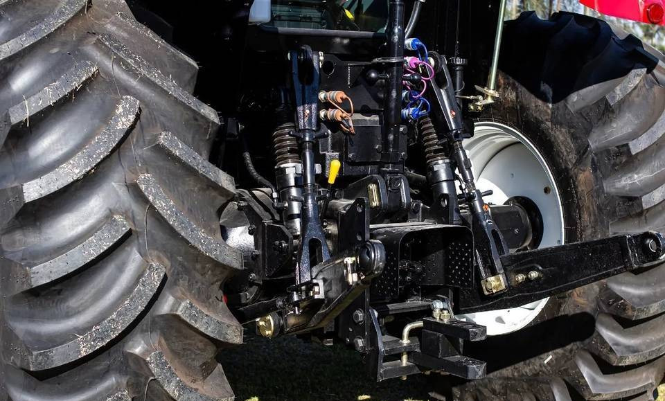 NEW MAXUS X130X HP 4x4 Tractor Euro 5 Warranty up to 10 YEARS | НОВИЙ MAXUS X130X К.с. 4x4 Трактор Євро 5 Гарантія до 10 РОКІВ - Traktor: slika 3 NEW MAXUS X130X HP 4x4 Tractor Euro 5 Warranty up to 10 YEARS | НОВИЙ MAXUS X130X К.с. 4x4 Трактор Євро 5 Гарантія до 10 РОКІВ - Traktor: slika 3