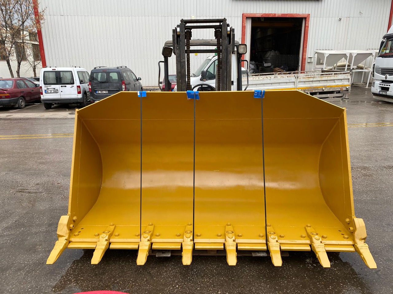 CAT 950 - Utovarna kašika za Utovarivač: slika 4 CAT 950 - Utovarna kašika za Utovarivač: slika 4