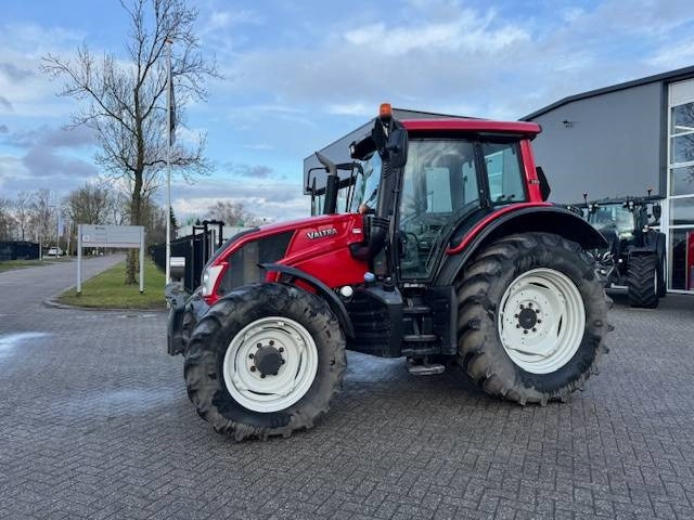 Valtra N123 Hitech5 - Traktor: slika 2 Valtra N123 Hitech5 - Traktor: slika 2