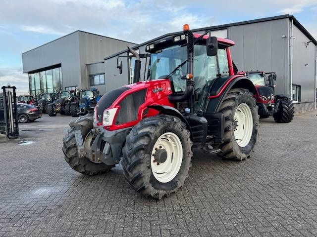 Valtra N123 Hitech5 - Traktor: slika 4 Valtra N123 Hitech5 - Traktor: slika 4