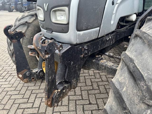 Traktor Valtra N141 hitech, Fronthef, Frontpto: slika 17