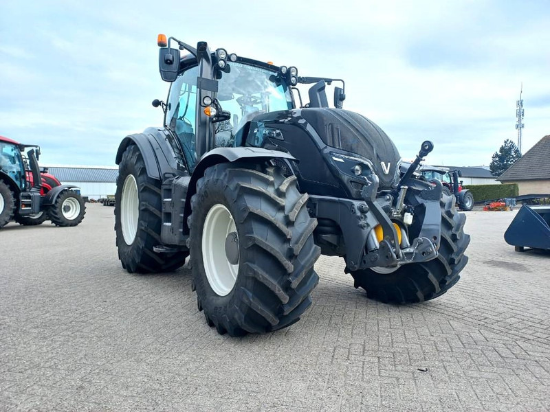 Valtra T174 Direct Smart Touch, 2021, 450 hours! - Traktor: slika 2 Valtra T174 Direct Smart Touch, 2021, 450 hours! - Traktor: slika 2
