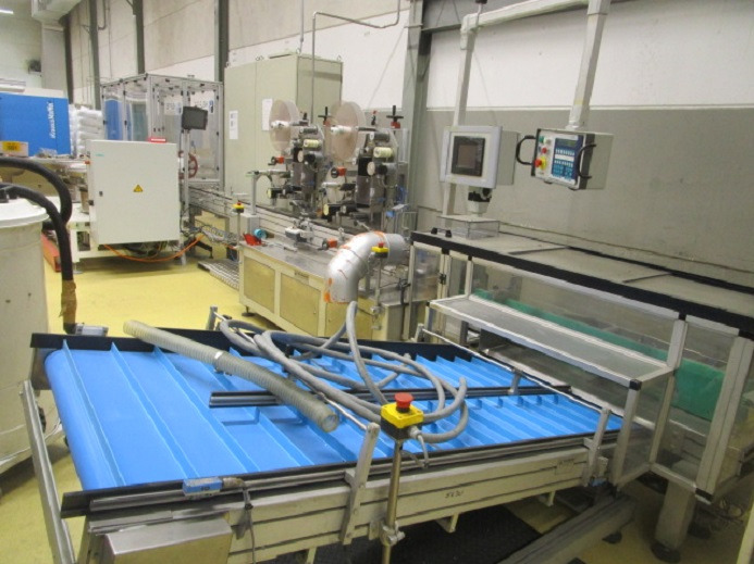 DECKEL ETIKETTIER ANLAGE SCHLEUTER GU 2 DO MIT 2xLÖFFELEINLEGESTATIONEN - Mašina za pakovanje: slika 5 DECKEL ETIKETTIER ANLAGE SCHLEUTER GU 2 DO MIT 2xLÖFFELEINLEGESTATIONEN - Mašina za pakovanje: slika 5