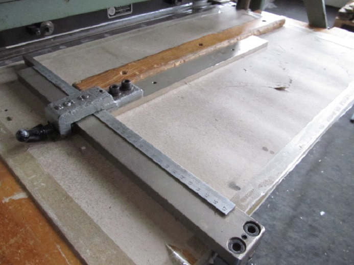 ELEKTRISCHE PERFORIERMASCHINE W. KROLL & CO. KG. - Štamparska mašina: slika 4 ELEKTRISCHE PERFORIERMASCHINE W. KROLL & CO. KG. - Štamparska mašina: slika 4