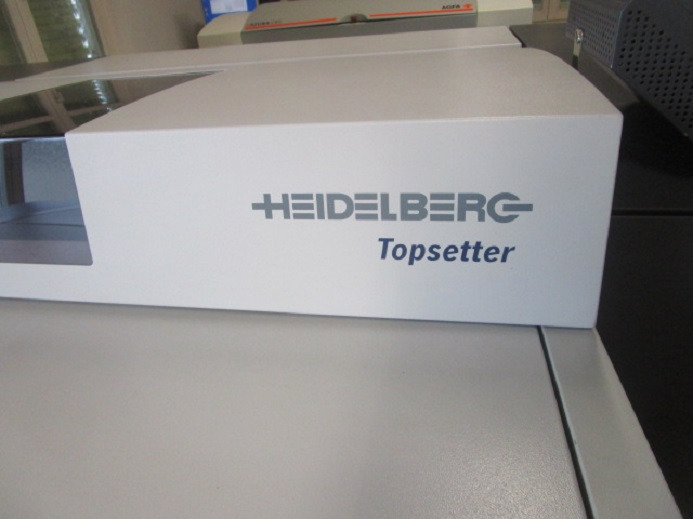 HB TOPSETTER (52 & 74 – SOFTWARE LIZENZ FÜR BEIDE FORMATE) - Štamparska mašina: slika 4 HB TOPSETTER (52 & 74 – SOFTWARE LIZENZ FÜR BEIDE FORMATE) - Štamparska mašina: slika 4